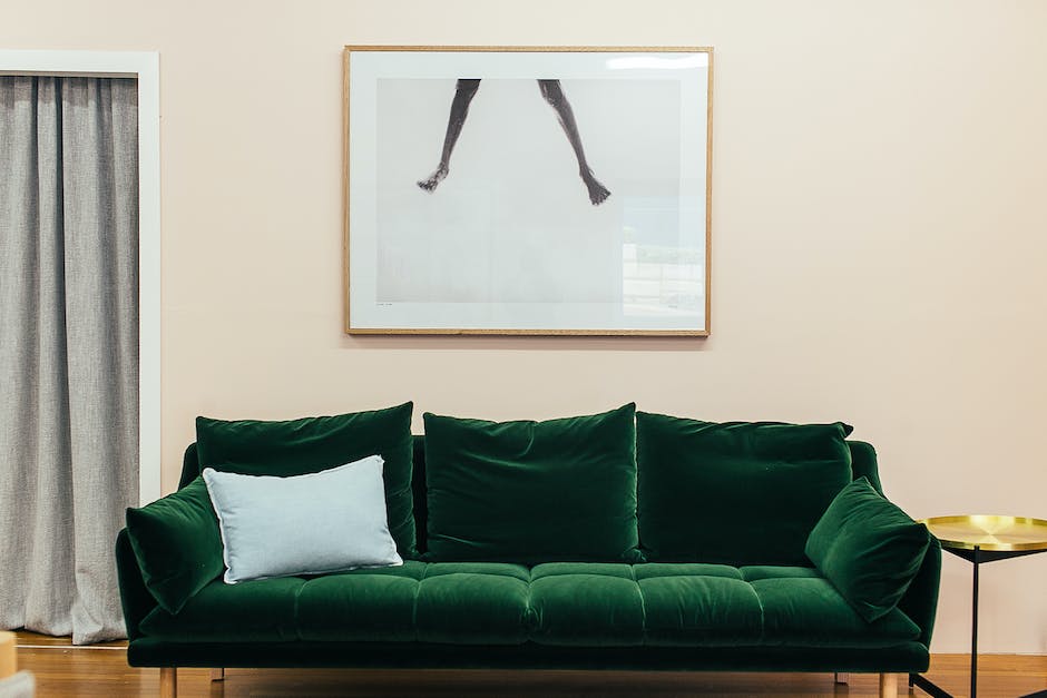 A visually pleasing living room showcasing Scandinavian and retro design elements.